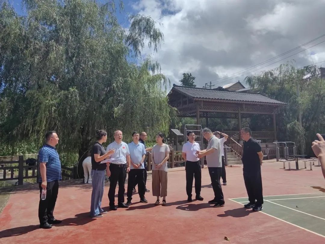 ok138cn太阳集团官方网站-不忘初心，凝聚合力：联合会人造草、运动地材专委会会员大会顺利召开